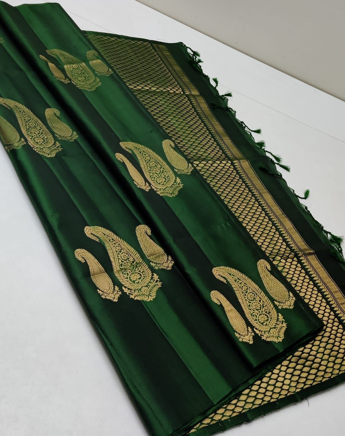 Green  Nd  Green Lichi Silk Saree