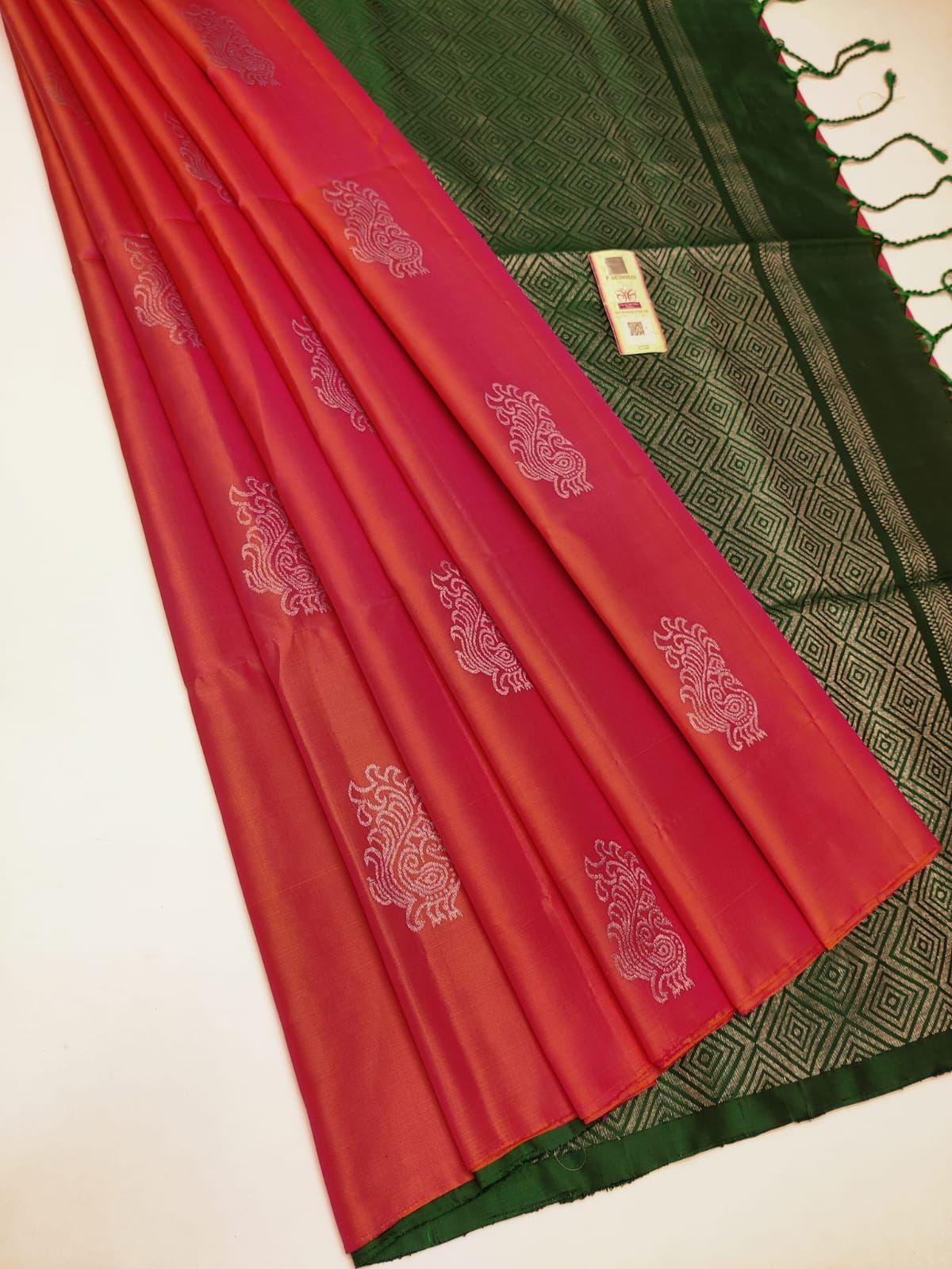 Gajari  Nd Green  Lichi Silk Saree