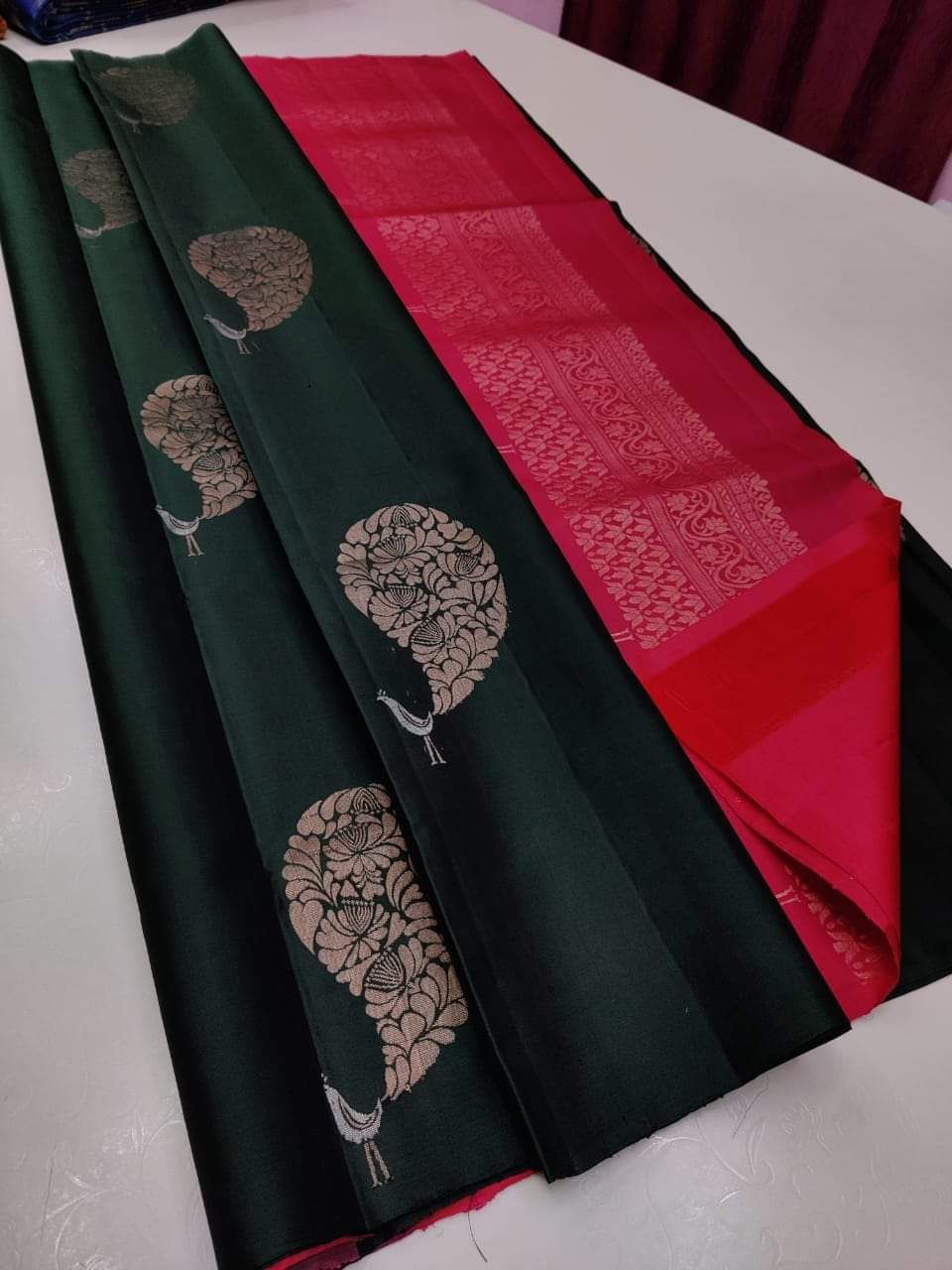 Green Nd Pink  Lichi Silk Saree