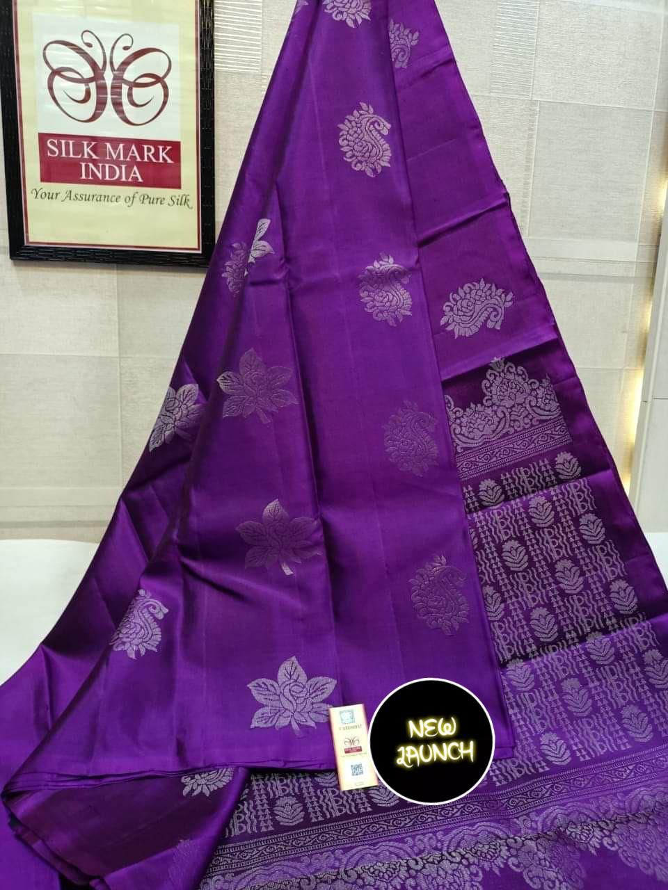 Light Purpul  Nd  Light  Purpul  Lichi Silk Saree