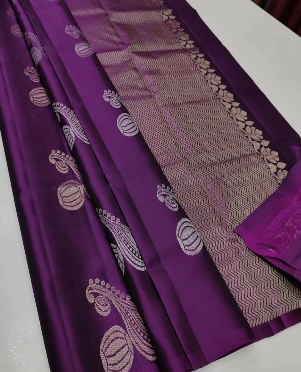 Wine Nd Wine Lichi Silk Saree