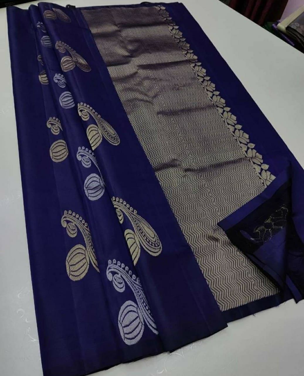 Blue Nd Blue Lichi Silk Saree